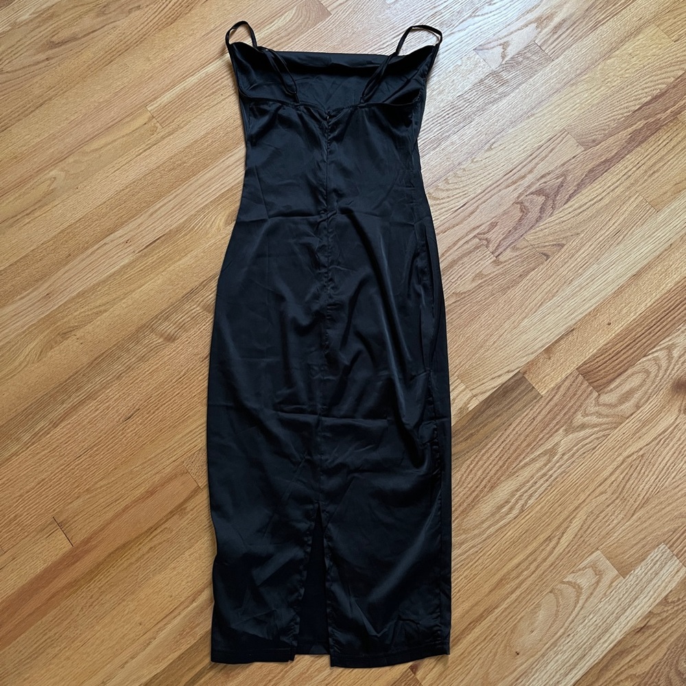 Satin black cowl neck dress - Picture 4 of 4